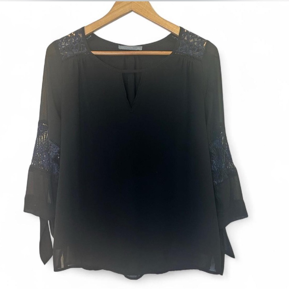 Octavia Black Navy lace detail blouse with 3/4 tie sleeves Size Large